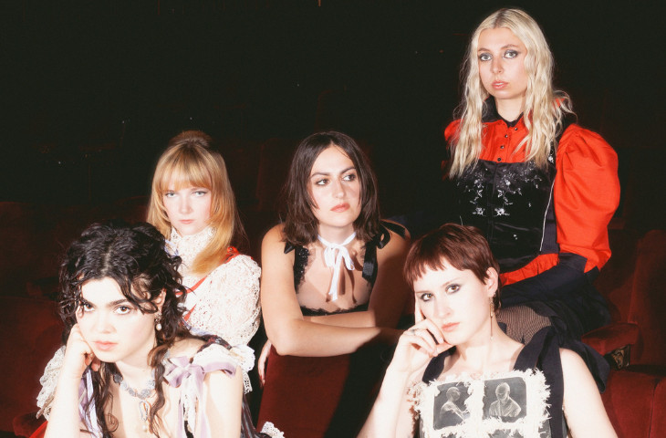 The Last Dinner Party, el art rock de “Prelude to Ecstasy"