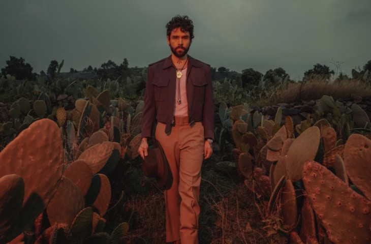 Camino a su nuevo LP, Reyno comparte "Cuenta Regresiva"