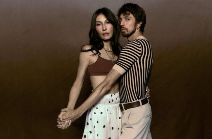 Esteman y Daniela Spalla lanzan su versión de “Piensa en Mí"