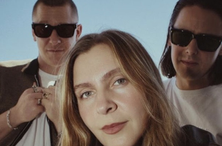 JUNGLE lanza nuevo single y video "The Wave"