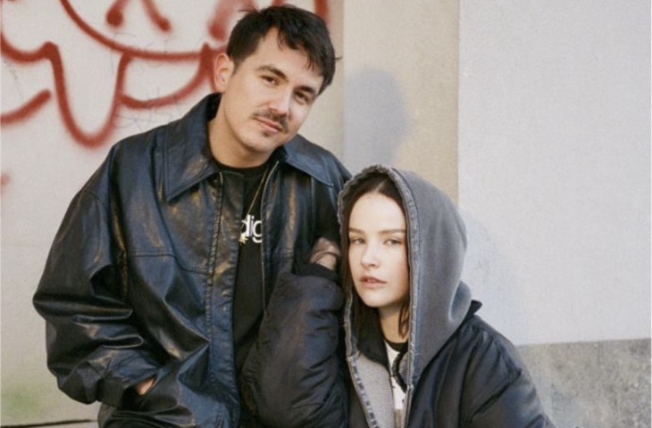 Ela Minus y Nick León estrenan qué les pasó a mis amigos?
