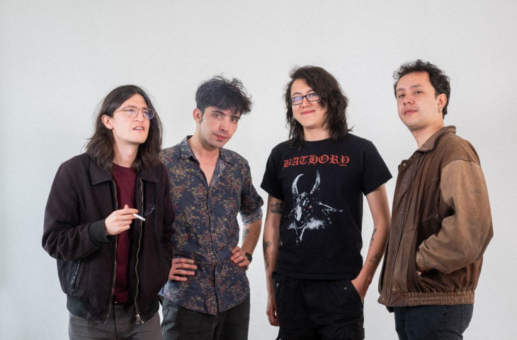 Nicolás y Los Fumadores: el rock bogotano llega a México