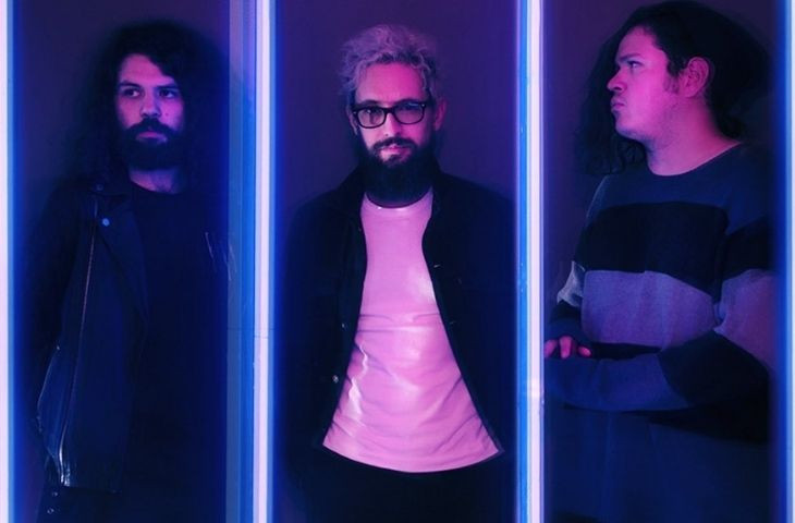 La síntesis en ‘Dreams of Devotion’: entrevista con Los Riot